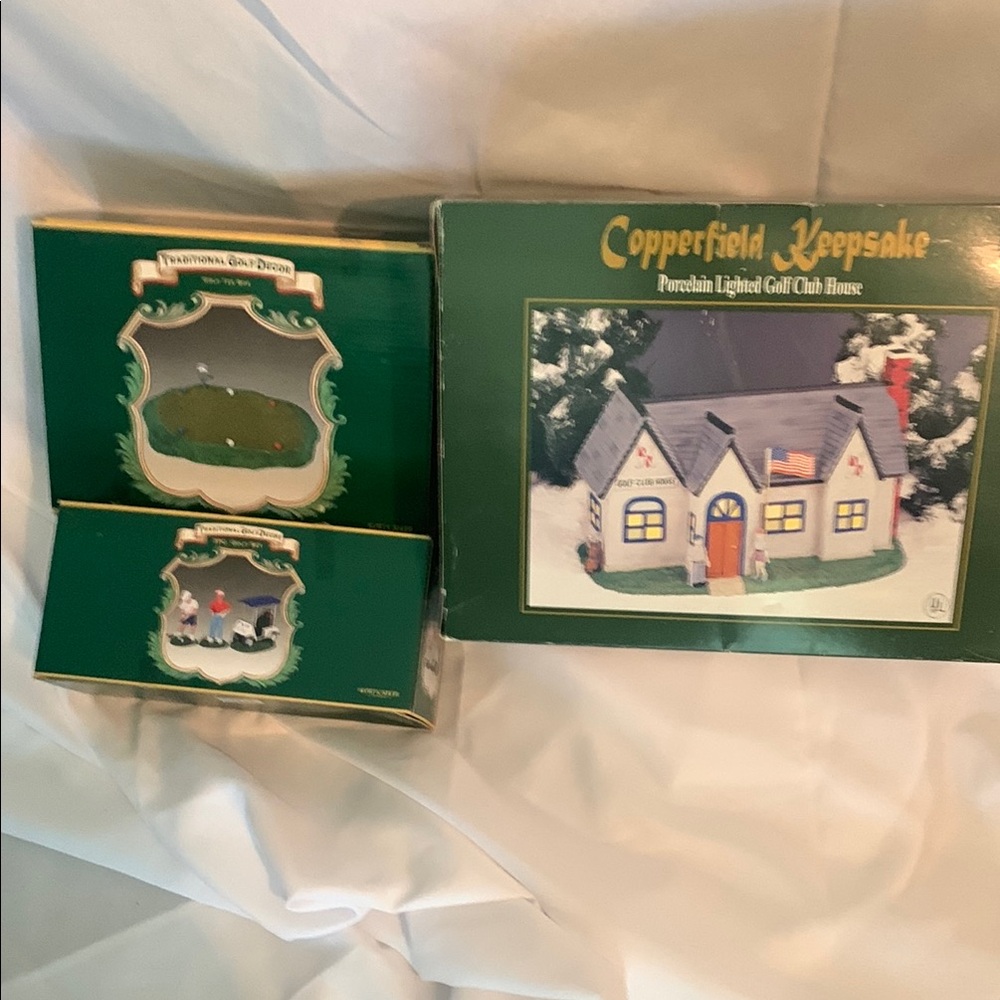 Kurt Adler Copperfield Keepsake Lighted Golf Club House - Green and White